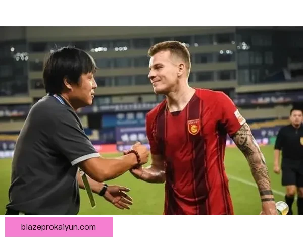 贝林厄姆肩伤手术成功，预计恢复时间为数周，状态回暖值得关注。