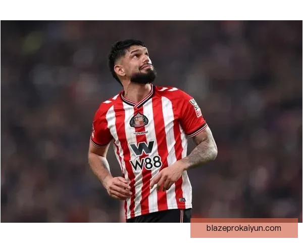 英超水晶宫后卫乔尔·沃德近期表现稳健